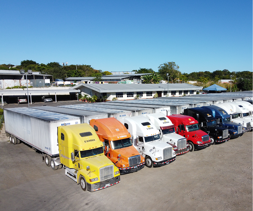 Flota de camiones de Transportes Durán